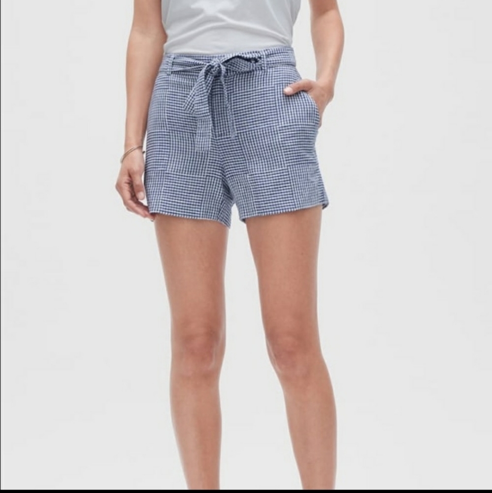 BANANA REPUBLIC GINGHAM SHORTS SIZE 10